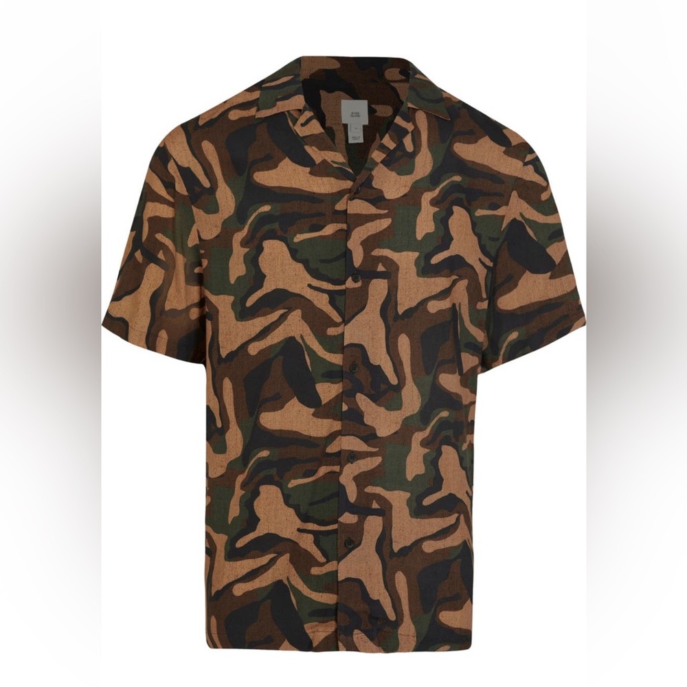 NWT men’s River Island short sleeve button up shirt in camo print